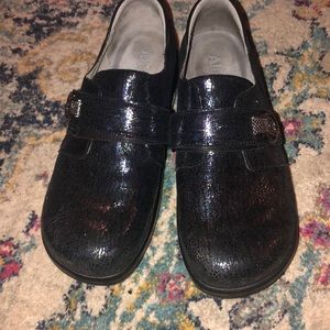 Algeria non slip shoes